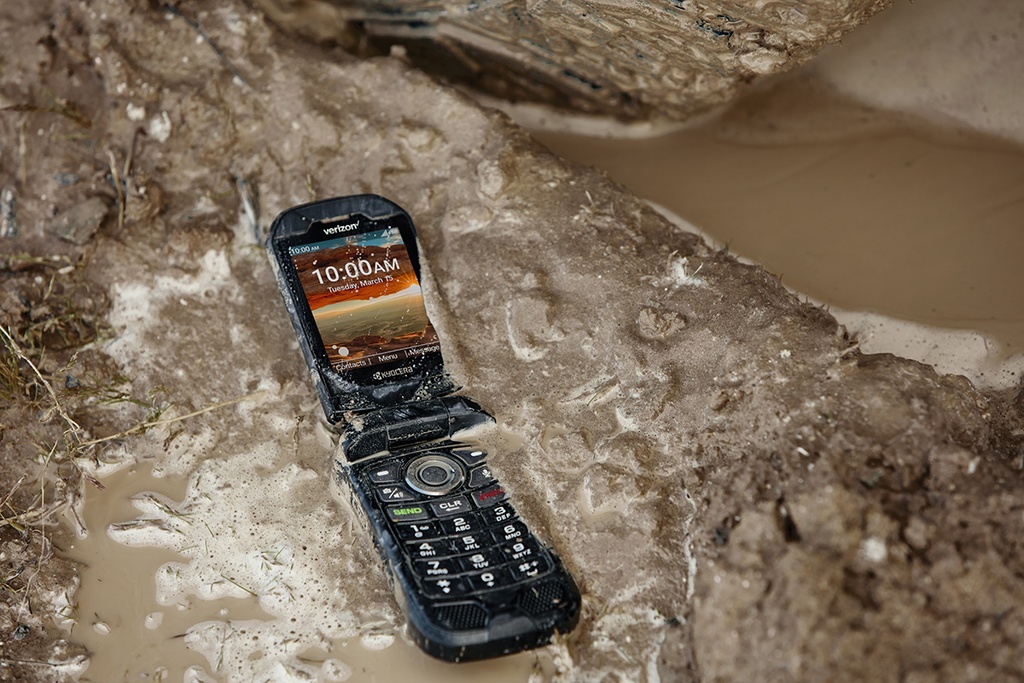 Kyocera E4831 DuraXA Equip Unlocked (Camera) | Waterproof, Drop Proof and HazLoc Certified